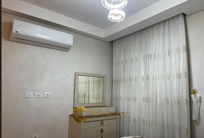 76227603 - Property Image 3