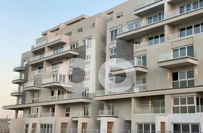 Apartment - 2 Bedrooms - 3 Bathrooms for sale in Mountain View iCity - 5th Settlement Compounds - The 5th Settlement - New Cairo City - Cairo