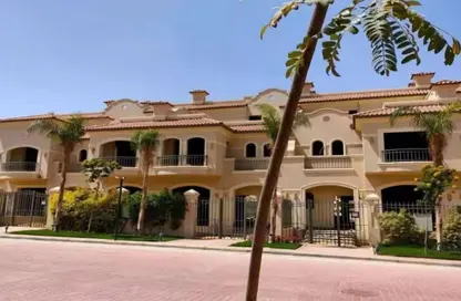 Villa - 4 Bedrooms - 6 Bathrooms for sale in Al Patio 3 - Ext North Inves Area - New Cairo City - Cairo
