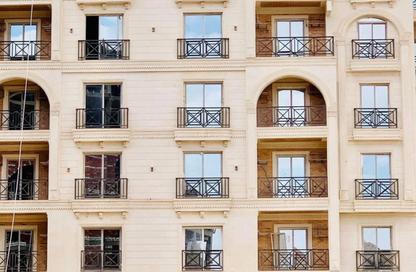 Apartment - 2 - 3 for sale in Ard Al Mokhabarat - Hadayek October - 6 October City - Giza