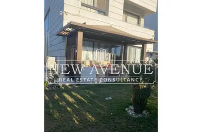 فيلا - 5 غرف نوم - 4 حمامات للبيع في كمبوند البروج - كمبوندات الشروق - مدينة الشروق - القاهرة