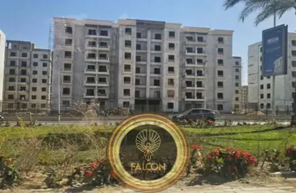 Apartment - 3 Bedrooms - 2 Bathrooms for sale in Mohamed Naguib Axis - Abou El Houl - New Cairo City - Cairo