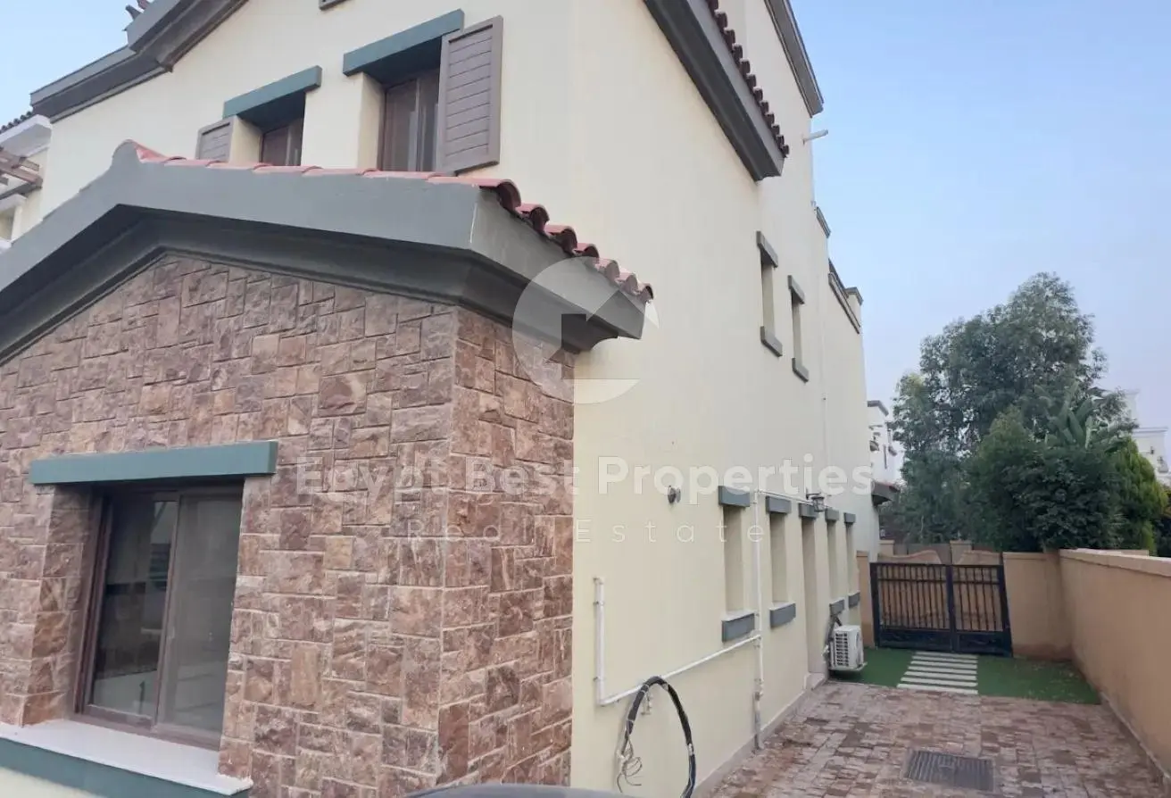 114899354 - Property Main Image