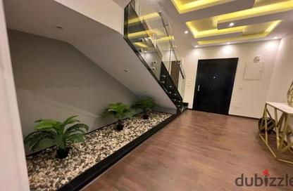 Apartment - 3 Bedrooms - 3 Bathrooms for rent in Palm Hills Village Gate - South Investors Area - New Cairo City - Cairo
