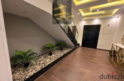 Apartment - 3 - 3 for rent in Palm Hills Village Gate - South Investors Area - New Cairo City - Cairo Apartment - 3 - 3 for rent in Palm Hills Village Gate - South Investors Area - New Cairo City - Cairo