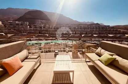 شقق فندقية - غرفة نوم - 1 حمام للبيع في المونت جلاله - العين السخنة - السويس