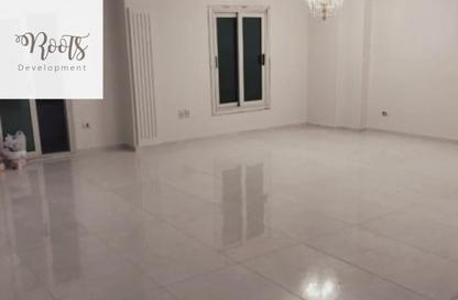 Apartment - 3 Bedrooms - 1 Bathroom for sale in Al Hekma St. - Sheikh Zayed City - Giza