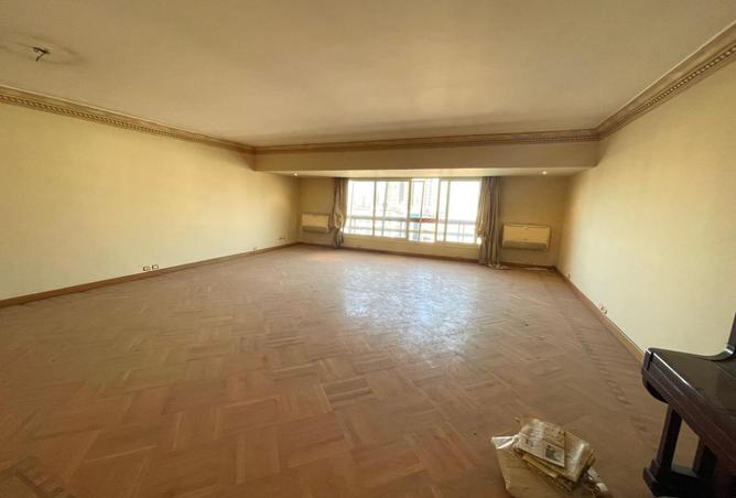 8438379 - Property Image 2