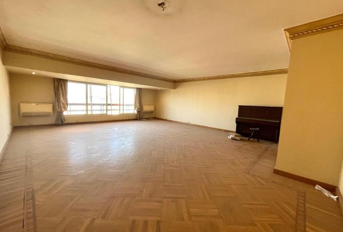 8438379 - Property Main Image