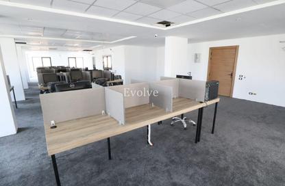 Office Space - Studio - 3 Bathrooms for rent in Zahraa Al Maadi St. - Degla - Hay El Maadi - Cairo