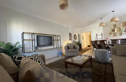 شقة - 3 غرف نوم - 3 حمامات للبيع في حدائق المهندسين - الحي الرابع - الشيخ زايد - الجيزة