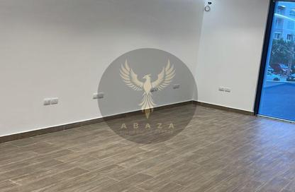 Office Space - Studio - 1 Bathroom for rent in Hyde Park Business District Mall - South Teseen St. - The 5th Settlement - New Cairo City - Cairo