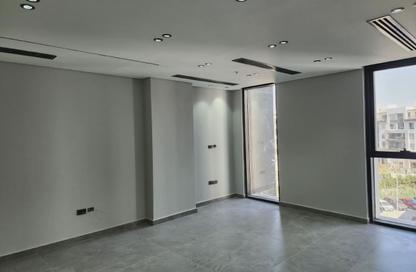 Office Space - Studio for rent in Hyde Park Business District Mall - South Teseen St. - The 5th Settlement - New Cairo City - Cairo