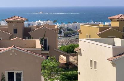 Chalet - 2 Bedrooms - 2 Bathrooms for sale in Mountain View - Ras Al Hekma - North Coast