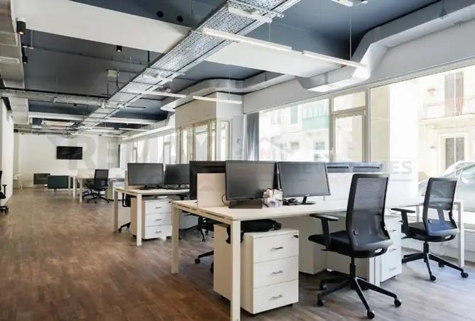 100087957 - Property Image 2