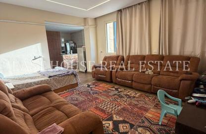 Apartment - 3 Bedrooms - 2 Bathrooms for sale in Al Narges - New Cairo City - Cairo