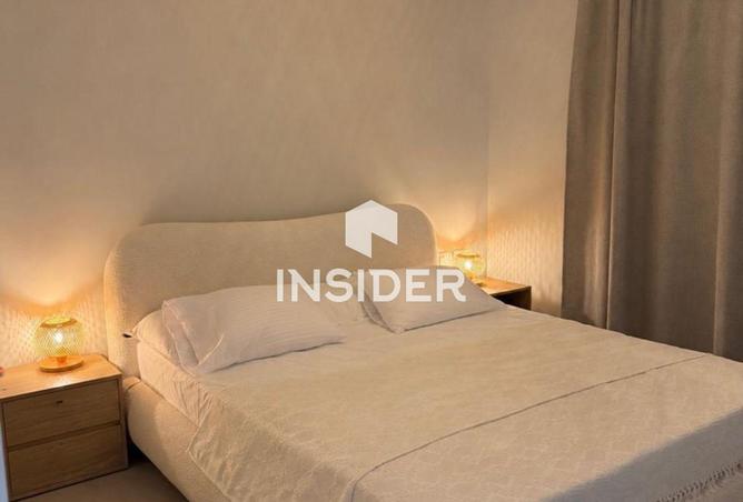 102069209 - Property Image 2
