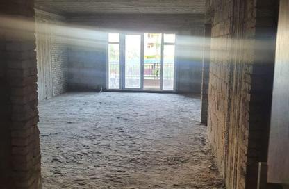 Apartment - 3 Bedrooms - 3 Bathrooms for sale in October Plaza - 6 October Compounds - 6 October City - Giza