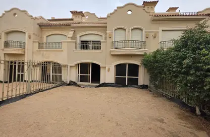 فيلا - 3 غرف نوم - 3 حمامات للبيع في الباتيو 5 ايست - الباتيو - كمبوندات الشروق - مدينة الشروق - القاهرة