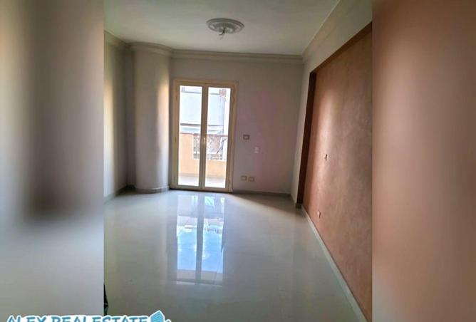 62641389 - Property Image 3