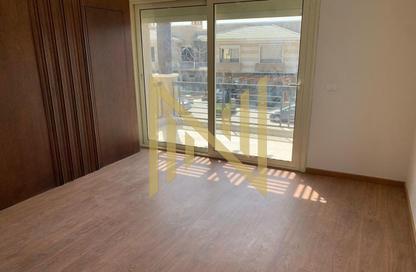 فيلا - 3 - 4 للبيع في نيو جيزة - طريق مصر اسكندرية الصحراوي - مدينة 6 أكتوبر - الجيزة