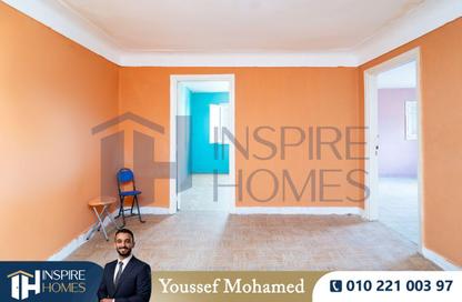 Apartment - 3 Bedrooms - 1 Bathroom for sale in Sporting - Hay Sharq - Alexandria