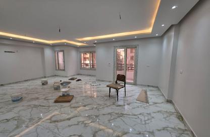 Office Space - 3 Bedrooms - 3 Bathrooms for rent in Mosadak St. - Dokki - Giza