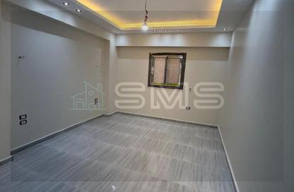 شقة - 3 غرف نوم - 2 حمامات للايجار في شارع الجزيرة - المستثمرين الجنوبية - مدينة القاهرة الجديدة - القاهرة