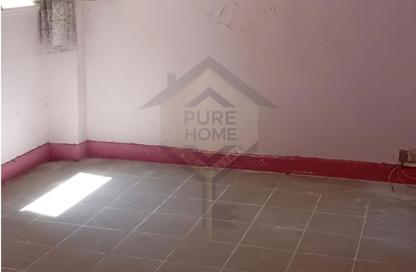 Apartment - 3 Bedrooms - 1 Bathroom for rent in Memphis St. - Ibrahimia - Hay Wasat - Alexandria Apartment - 3 Bedrooms - 1 Bathroom for rent in Memphis St. - Ibrahimia - Hay Wasat - Alexandria