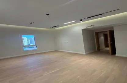 شقة - 3 غرف نوم - 2 حمامات للبيع في فيلدج ويست - كمبوندات الشيخ زايد - الشيخ زايد - الجيزة