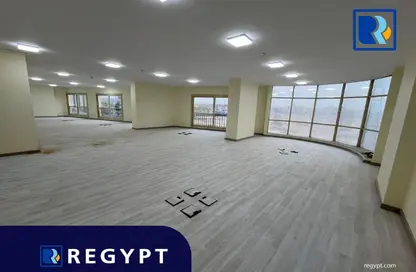 Full Floor - Studio - 6 Bathrooms for rent in Al Laselky St. - El Laselky - New Maadi - Hay El Maadi - Cairo
