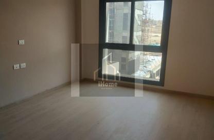 Apartment - 3 Bedrooms - 2 Bathrooms for rent in The Address East - 90 Street - The 5th Settlement - New Cairo City - Cairo