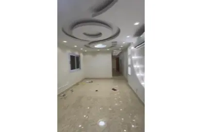 شقة - 3 غرف نوم - 3 حمامات للايجار في شارع الدكتور اسماعيل وهبي - المنطقة العاشرة - مدينة نصر - القاهرة