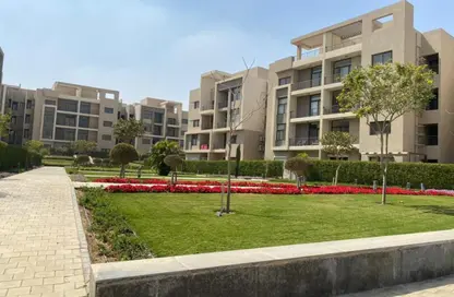 Apartment - 3 Bedrooms - 3 Bathrooms for sale in Moon Residences - Fifth Square - The 5th Settlement - New Cairo City - Cairo