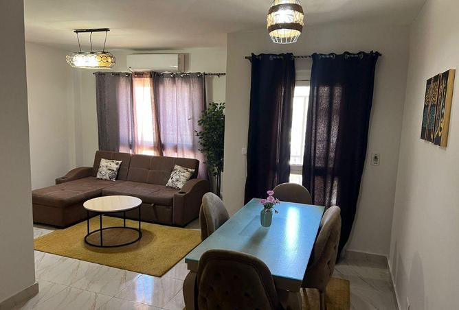 83682360 - Property Main Image