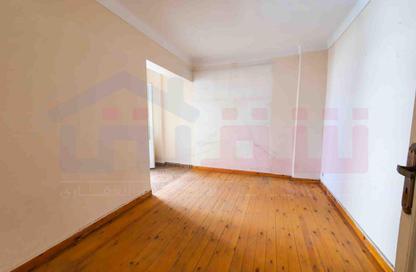 Apartment - 4 Bedrooms - 2 Bathrooms for sale in Laurent - Hay Sharq - Alexandria