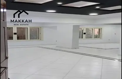 Office Space - 3 Bedrooms - 2 Bathrooms for rent in Salah Salem St. - Roxy - Heliopolis - Masr El Gedida - Cairo