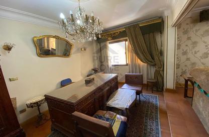 Apartment - 3 Bedrooms - 2 Bathrooms for rent in Winget st. - Bolkly - Hay Sharq - Alexandria