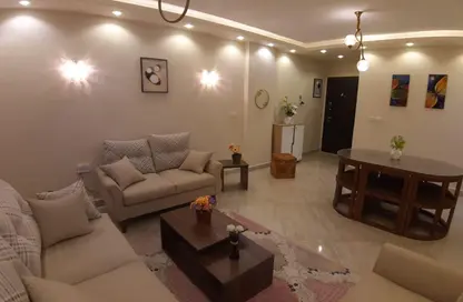 Apartment - 3 Bedrooms - 2 Bathrooms for rent in El Koronfel - The 5th Settlement - New Cairo City - Cairo