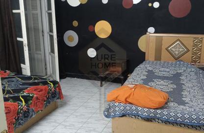 Apartment - 2 Bedrooms - 1 Bathroom for sale in Khaled Ibn Al Walid St. - Miami - Hay Awal El Montazah - Alexandria