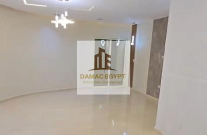 Apartment - 3 Bedrooms - 3 Bathrooms for sale in District No. 7 St. - 4th District - 6 October City - Giza Apartment - 3 Bedrooms - 3 Bathrooms for sale in District No. 7 St. - 4th District - 6 October City - Giza