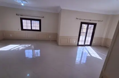 Apartment - 2 Bedrooms - 2 Bathrooms for rent in Al Narges - New Cairo City - Cairo