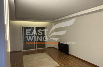 Apartment - 1 Bedroom - 2 Bathrooms for sale in Hyde Park - New Cairo City - Cairo
