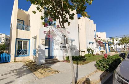 Chalet - 3 Bedrooms - 2 Bathrooms for sale in Mountain View - Ras Al Hekma - North Coast