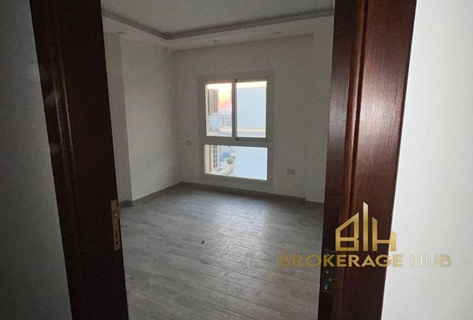 72176747 - Property Image 2