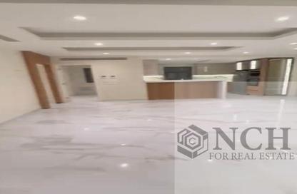Apartment - 3 Bedrooms - 3 Bathrooms for sale in Eastown - 5th Settlement Compounds - The 5th Settlement - New Cairo City - Cairo