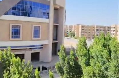 شقة - 2 غرف نوم - 1 حمام للبيع في المنطقة السادسة شرق - مدينة الشروق - القاهرة شقة - 2 غرف نوم - 1 حمام للبيع في المنطقة السادسة شرق - مدينة الشروق - القاهرة