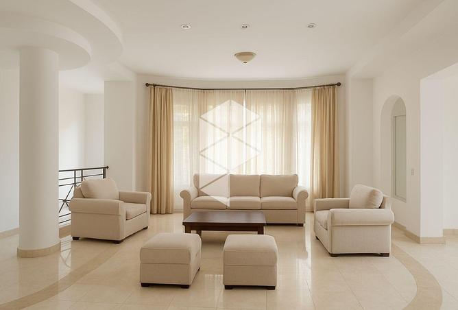 8624033 - Property Image 3