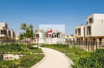 تاون هاوس - 3 - 4 للبيع في كمبوند البروج - كمبوندات الشروق - مدينة الشروق - القاهرة