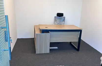 مساحات مكتبية - 8 غرف نوم - 2 حمامات للايجار في شارع التسعين - التجمع الخامس - مدينة القاهرة الجديدة - القاهرة